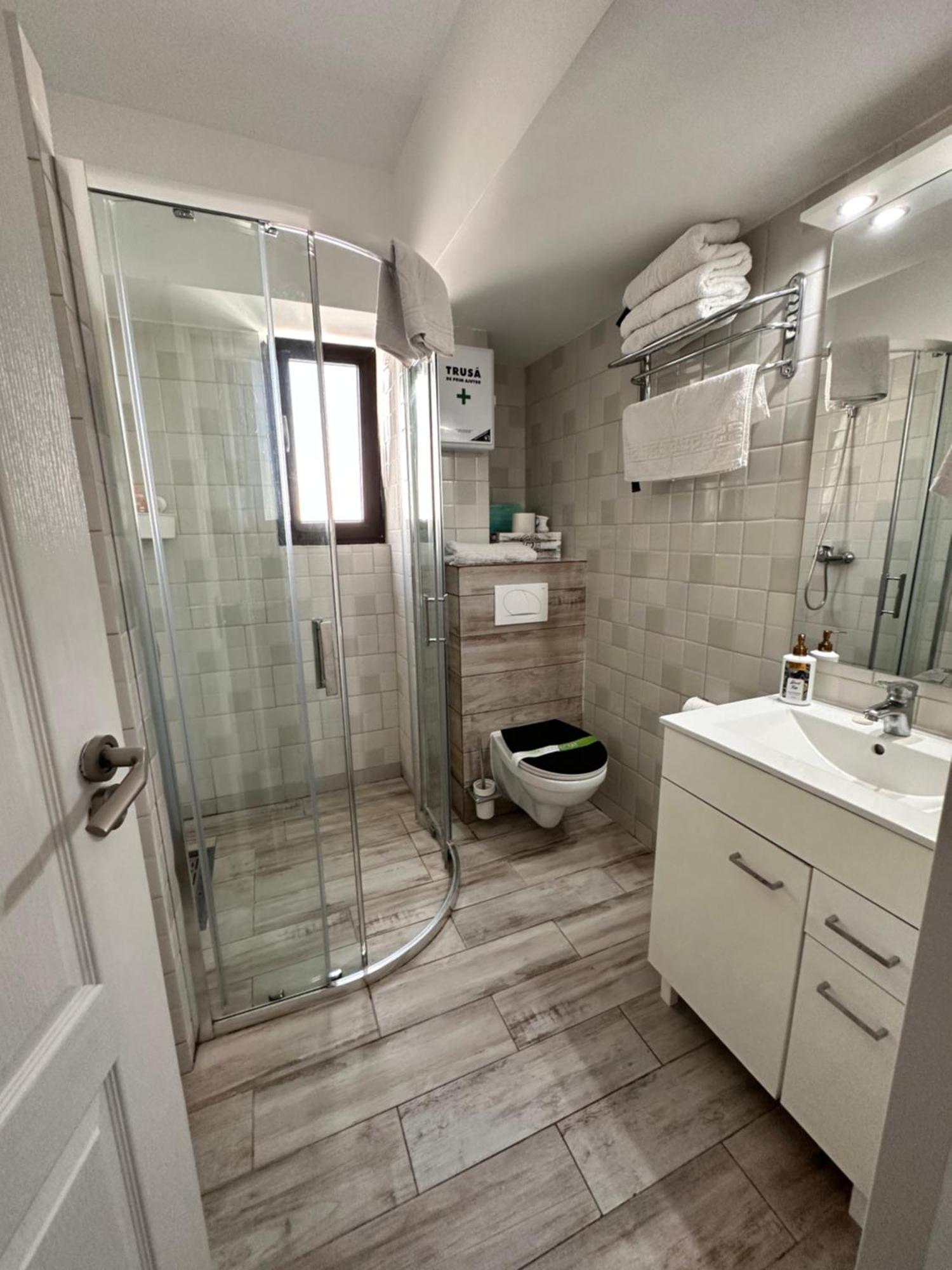 Rohan Studio One Aparthotel Năvodari Esterno foto