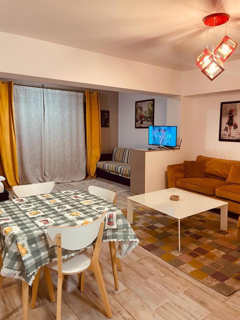 Rohan Studio One Aparthotel Năvodari Esterno foto
