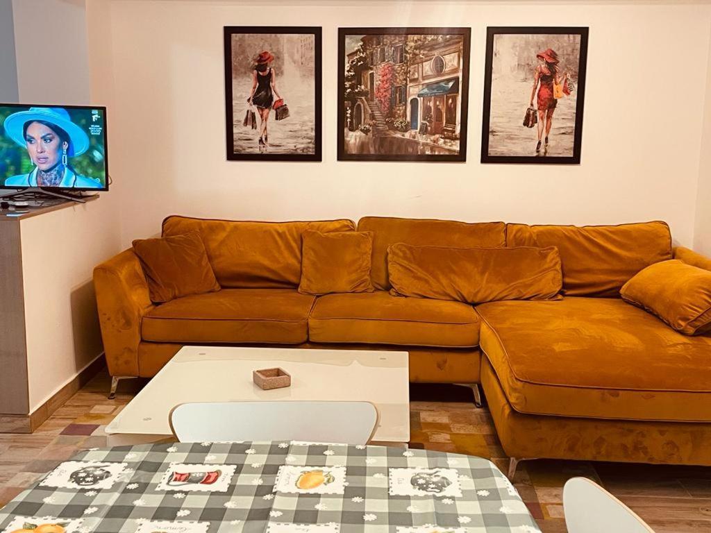 Rohan Studio One Aparthotel Năvodari Esterno foto