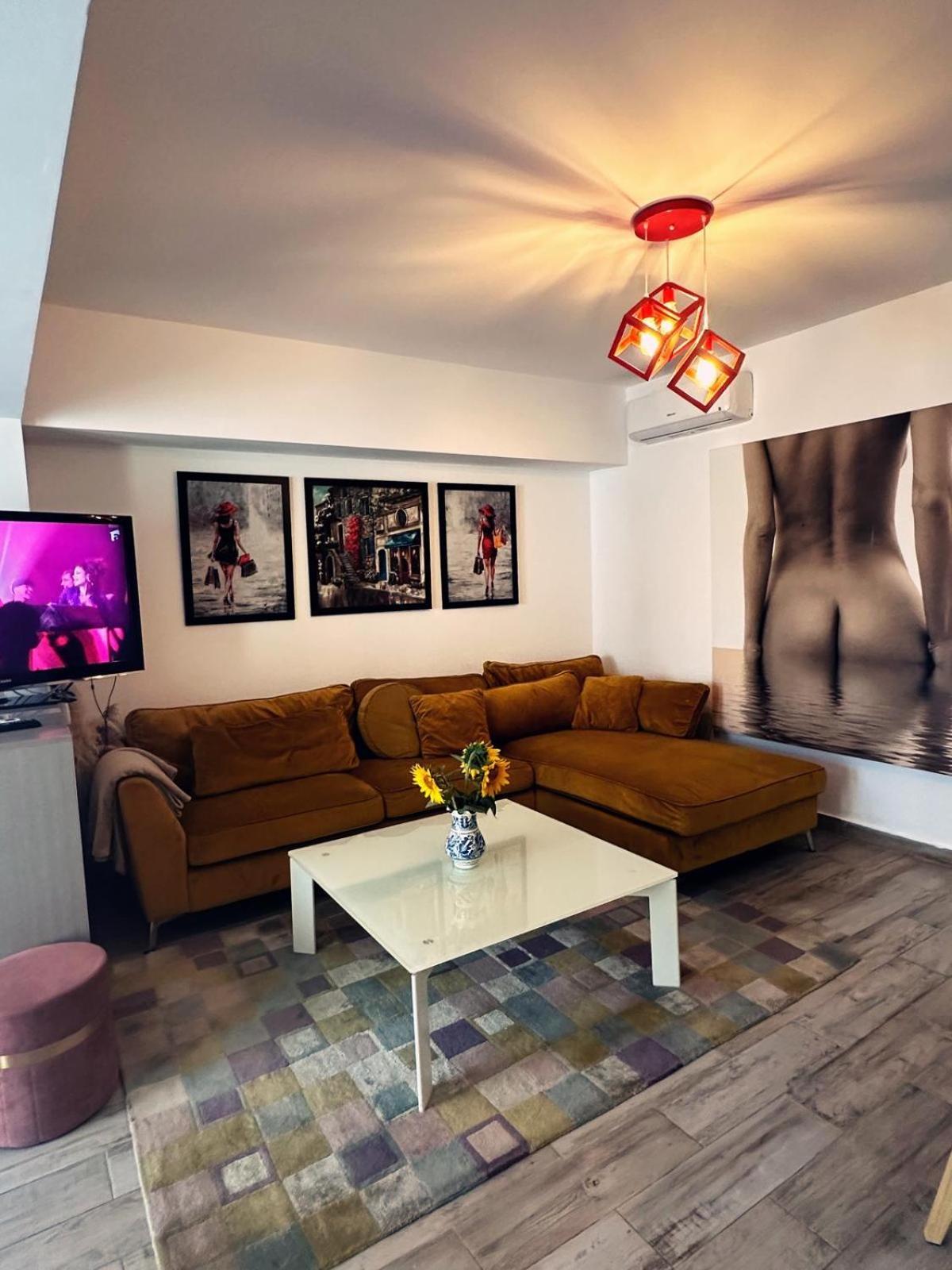 Rohan Studio One Aparthotel Năvodari Esterno foto