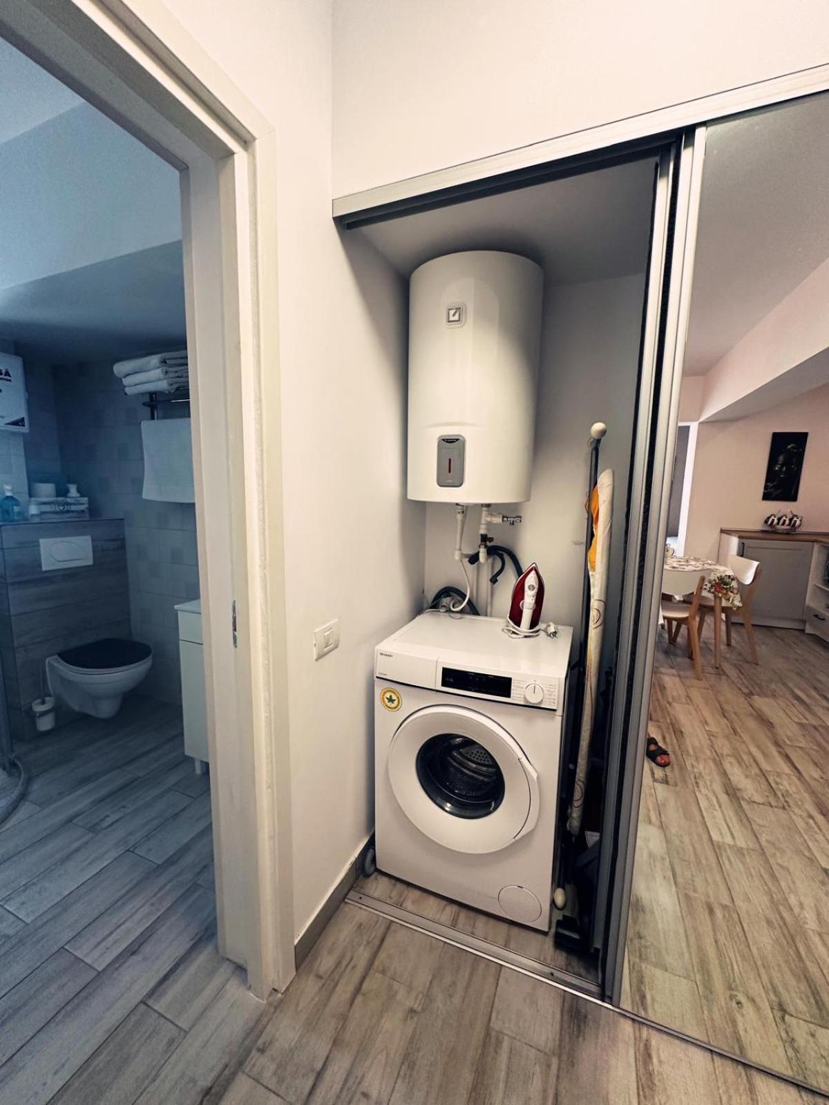 Rohan Studio One Aparthotel Năvodari Esterno foto