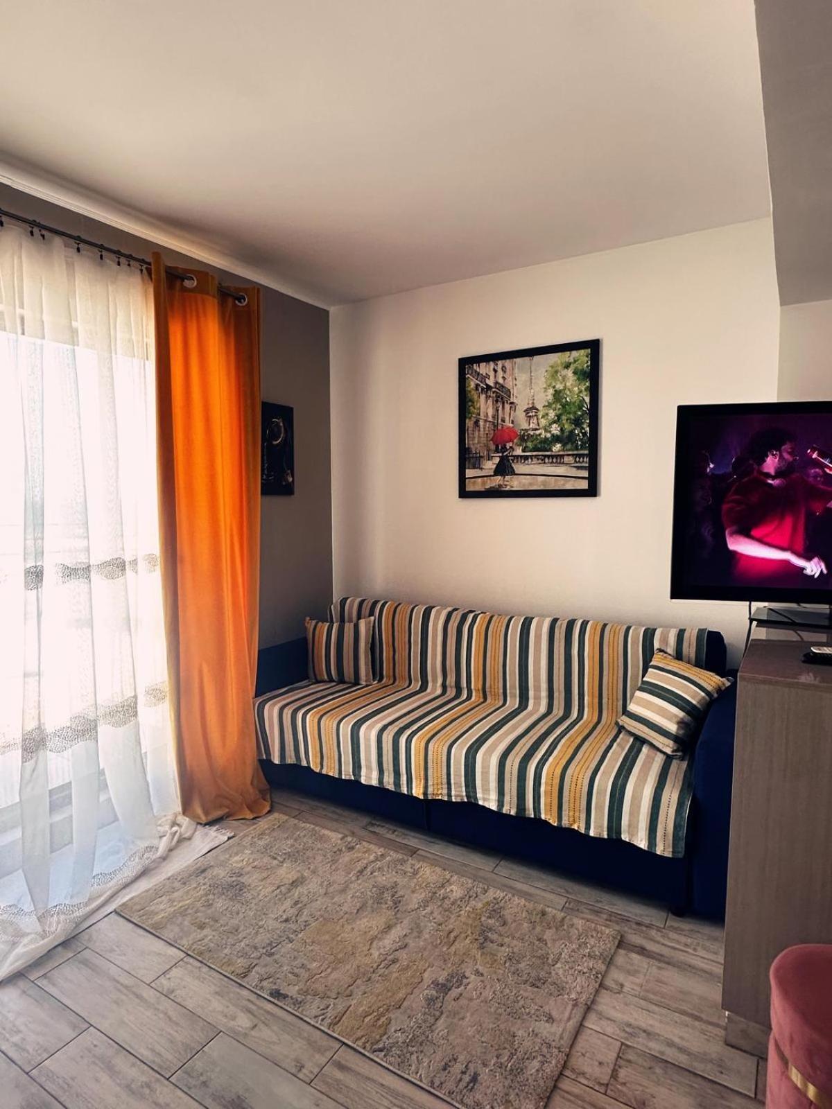 Rohan Studio One Aparthotel Năvodari Esterno foto