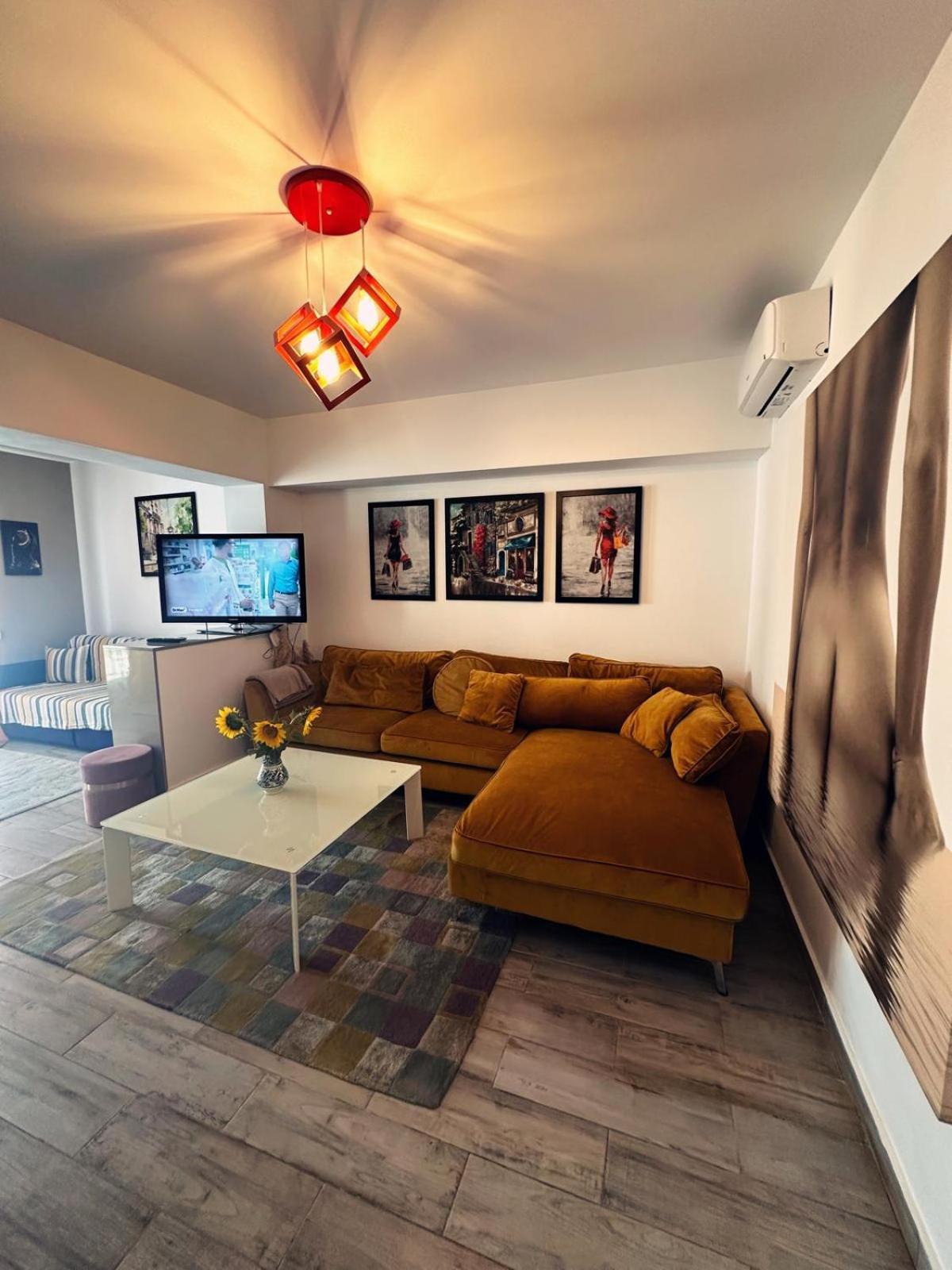 Rohan Studio One Aparthotel Năvodari Esterno foto